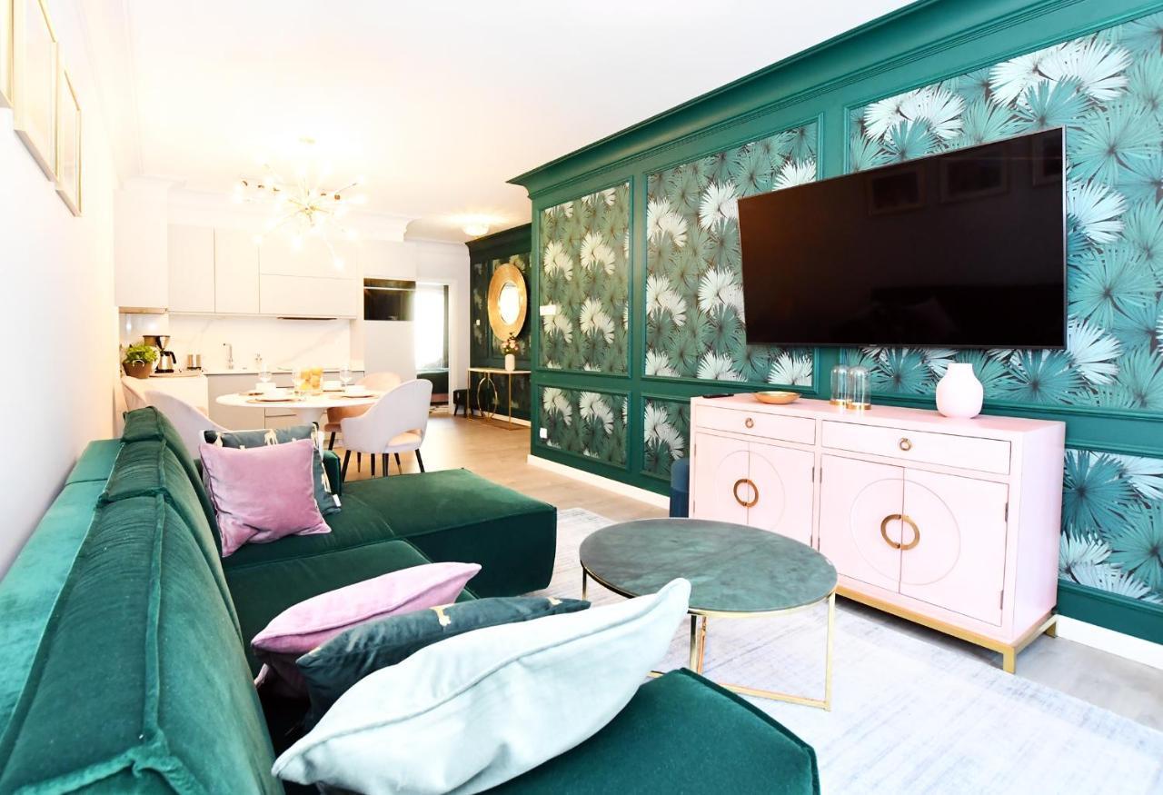 Apartamenty Navigator- Nadmorskie Tarasy Port Колобжег Экстерьер фото