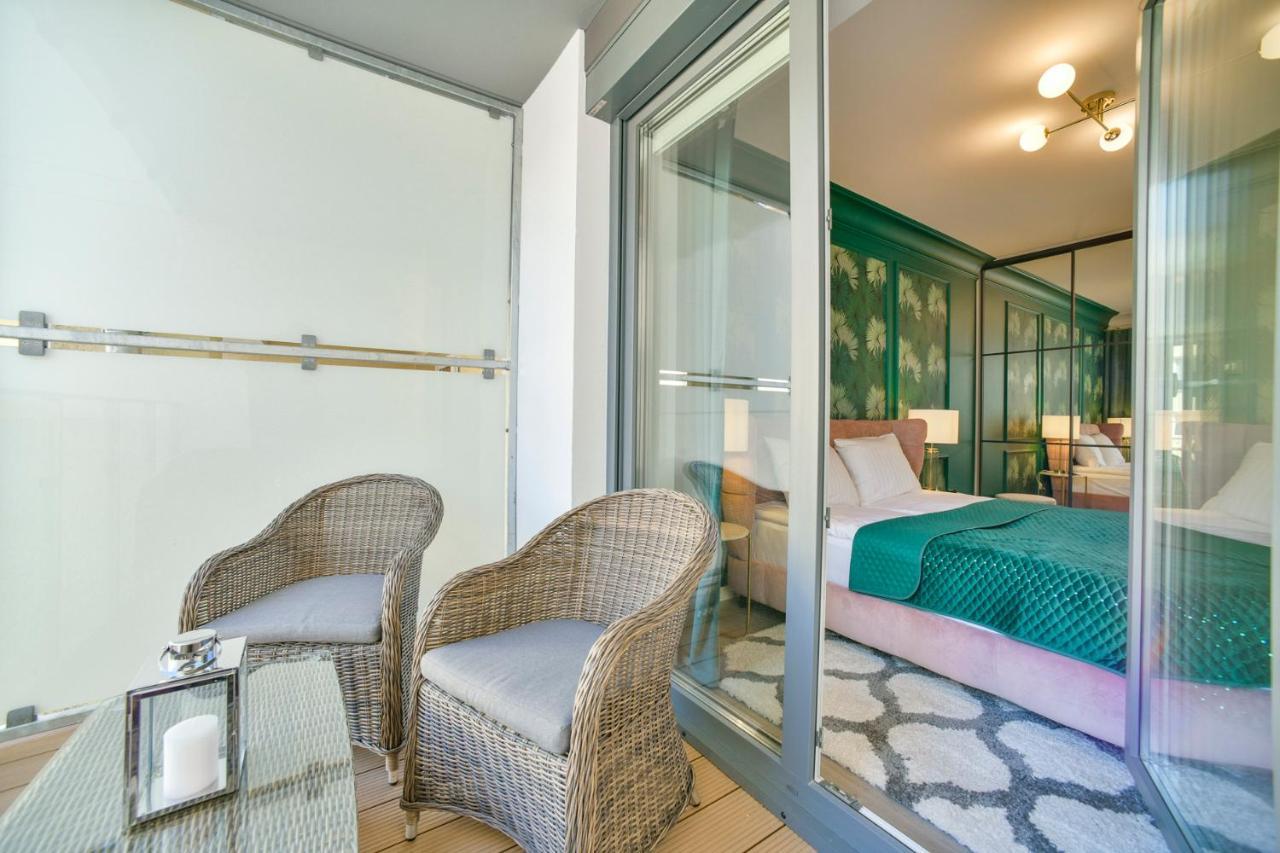 Apartamenty Navigator- Nadmorskie Tarasy Port Колобжег Экстерьер фото