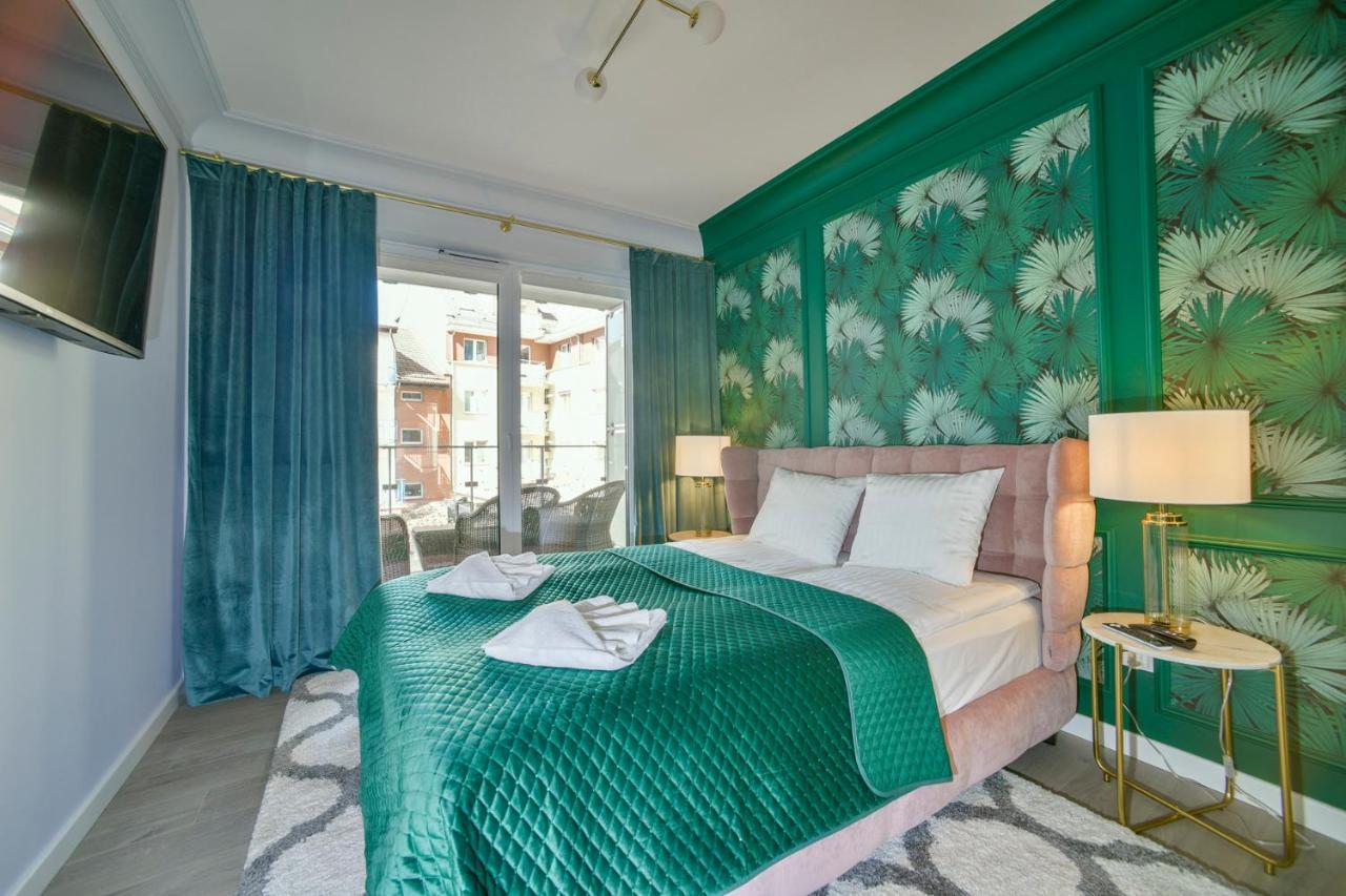 Apartamenty Navigator- Nadmorskie Tarasy Port Колобжег Экстерьер фото