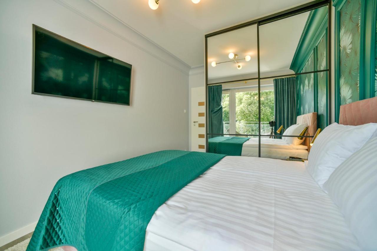 Apartamenty Navigator- Nadmorskie Tarasy Port Колобжег Экстерьер фото
